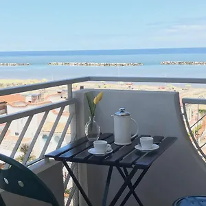 Casa Stefania Igea Marina Apartment